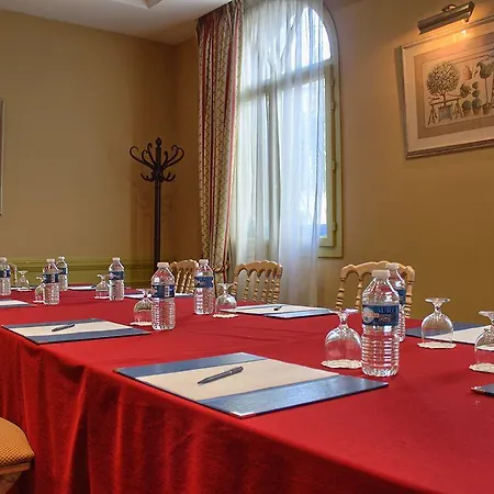 酒店 阿勒山迪亚别墅酒店 4*