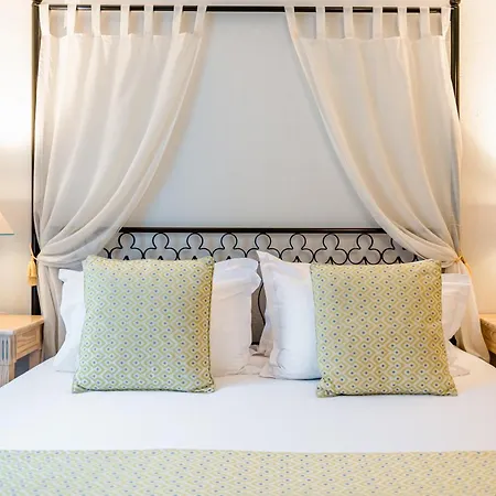 阿勒山迪亚别墅酒店 4* 巴黎