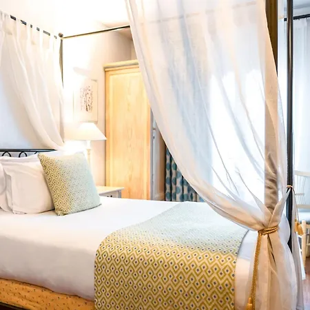 酒店 阿勒山迪亚别墅酒店 4*