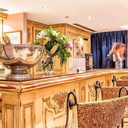 阿勒山迪亚别墅酒店 酒店 4*