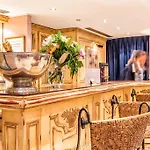 Alessandra Hotel 4*