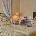 Alessandra Hotel 4*
