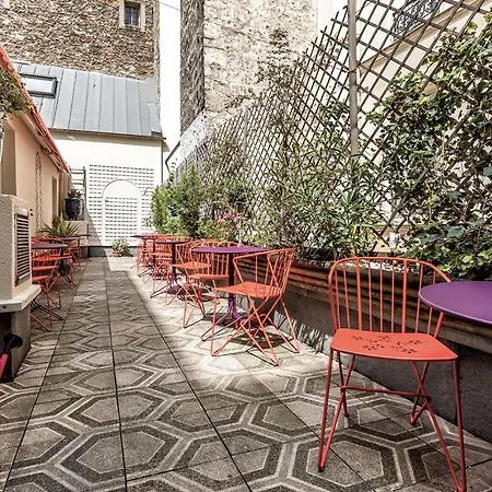 Alessandra Hotel 4*
