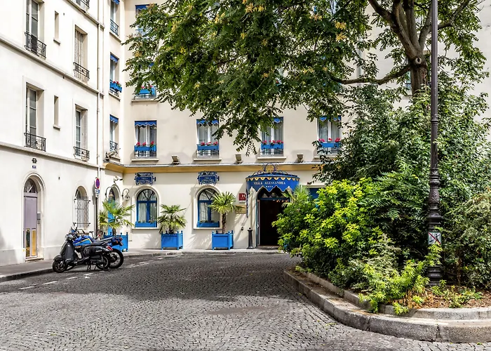 アレッサンドラ 4* パリ