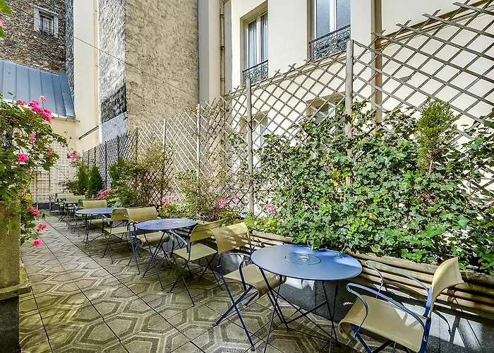 アレッサンドラ パリ